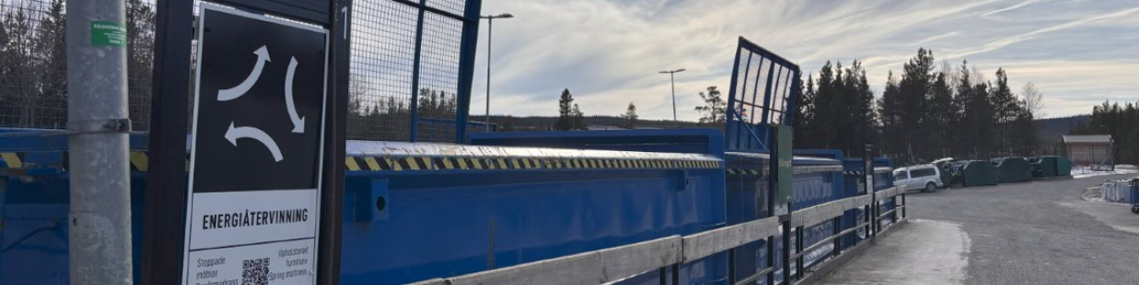grönt kärl för restavfall och brunt kärl för matavfallsinsamling